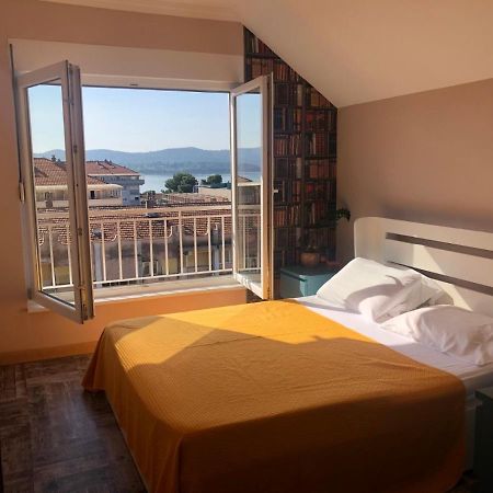 Gala Apartment Тиват Экстерьер фото